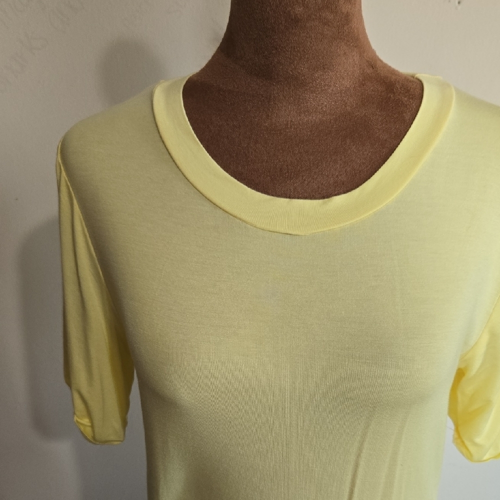POL Soft Baby Yellow Bodysuit Sz Lg Snap Closure Stretch Full Booty Crew Neck - Picture 3 of 12